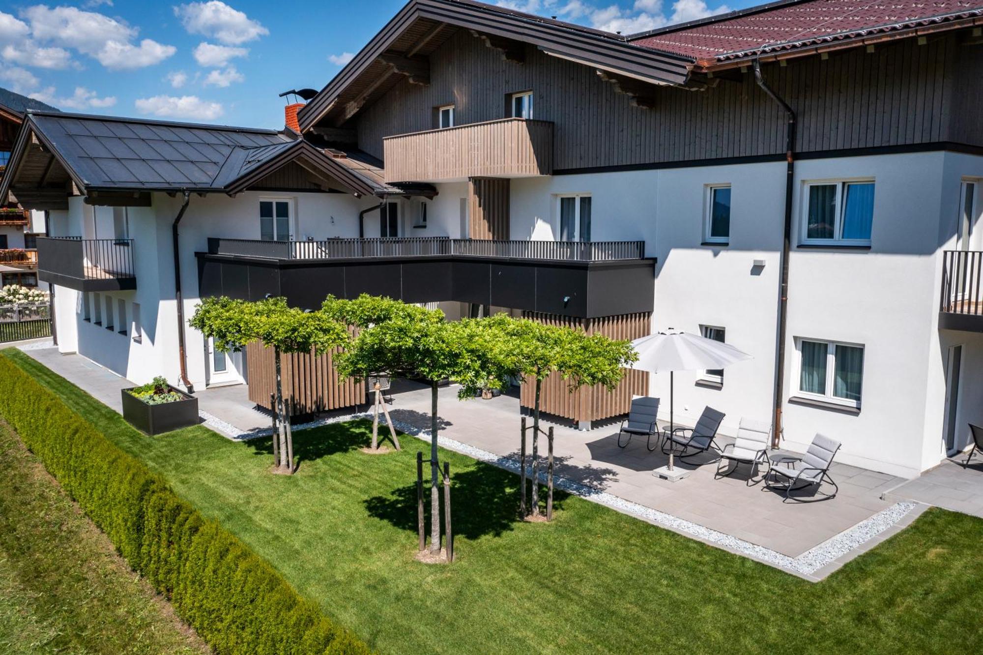 Aparthotel Jaegerheim Flachau Exterior photo